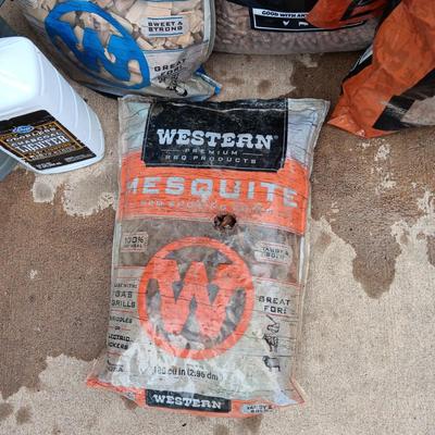 FLAVORED BBQ PELLETS AND CHIPS