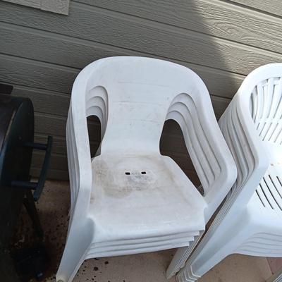 10 PLASTIC PATIO CHAIRS