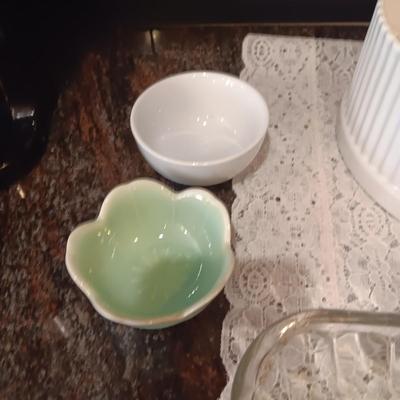 GLASS BAKING PAN AND CASSEROLE DISH