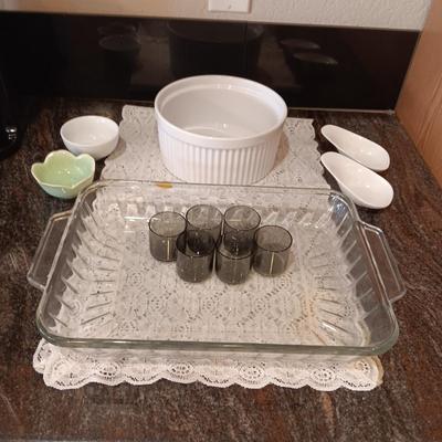 GLASS BAKING PAN AND CASSEROLE DISH