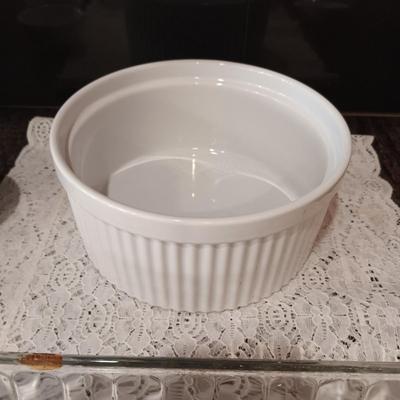 GLASS BAKING PAN AND CASSEROLE DISH