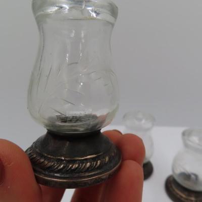 Itty bitty salt and peper shakers