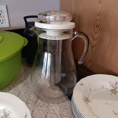 ICE INFUSION PITCHER, LARGE PLASTIC BOWL W/LID, 4 SOUP BOWLS 2 SERVING
