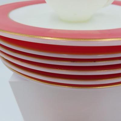 Pyrex Dishware Set