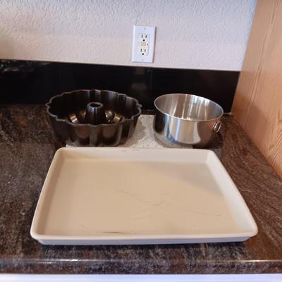 PAMPERED CHEF STONE BAR PAN, NORDIC WARE BUNDT PAN AND STAINLESS STEEL BOWL