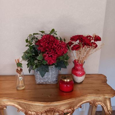 FAUX FLOWERS, WINDCHIME AND MORE