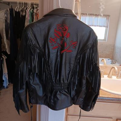 LADIES LEATHER FRINGED JACKET W/RED ROSE ACCENTS & SATIN LINING