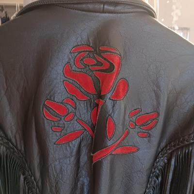 LADIES LEATHER FRINGED JACKET W/RED ROSE ACCENTS & SATIN LINING