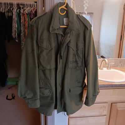 MILITARY USMC ISSUED COAT WITH HOOD