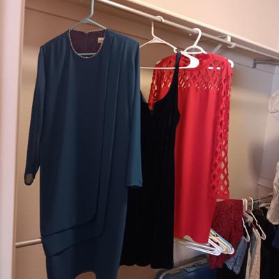 2 DRESSES SIZE XL