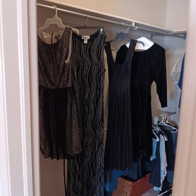 EVENING DRESSES SIZE L - XL