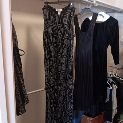EVENING DRESSES SIZE L - XL