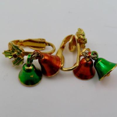 Jewelry Gold-colored Clip-on Collection