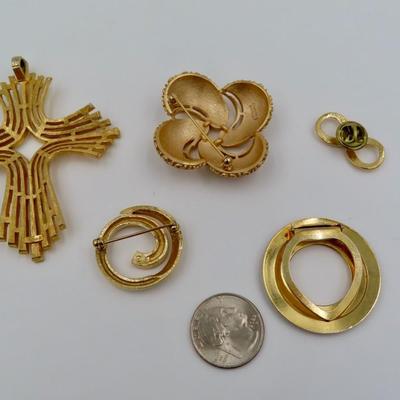 Jewelry Gold-colored collection