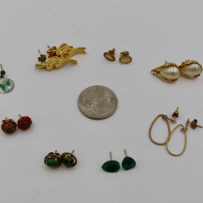 Jewelry Pierced earring collection