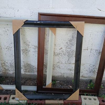 Three wooden Picture frames - Brown - Black - and white - For crafting!