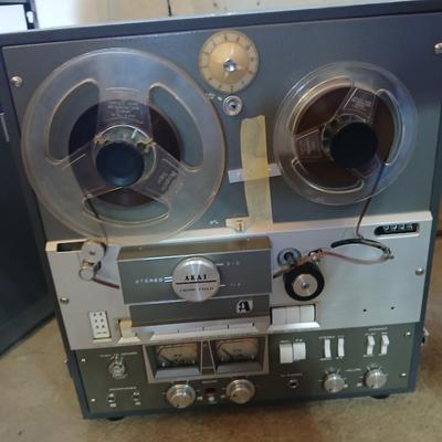 Akai Cross-field X-355 Reel to reel player with reels accessories - and Manuals