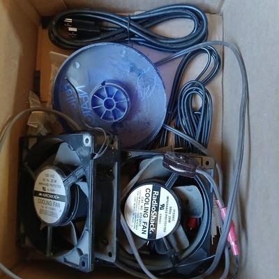 Akai Cross-field X-355 Reel to reel player with reels accessories - and Manuals