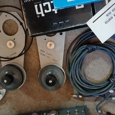 Akai Cross-field X-355 Reel to reel player with reels accessories - and Manuals