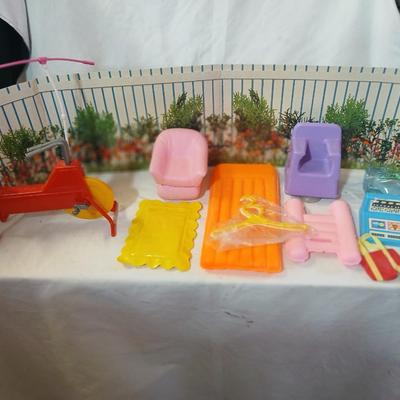 Vintage Barbie accessories - Furniture - Exercise bike - Pool - and more!