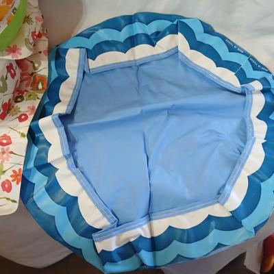 Vintage Barbie accessories - Furniture - Exercise bike - Pool - and more!