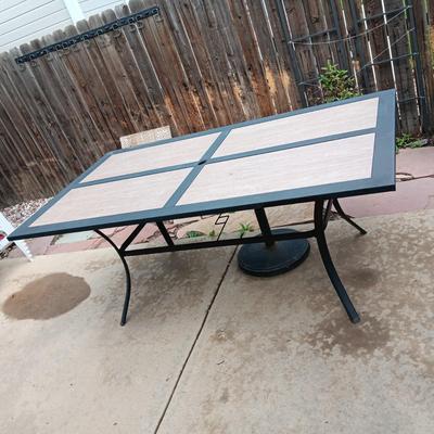 METAL PATIO TABLE WITH UMBRELLA STAND