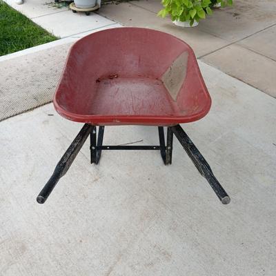 WHEELBARROW
