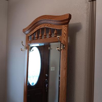 WOODEN HALL TREE WITH BEVELED MIRROR