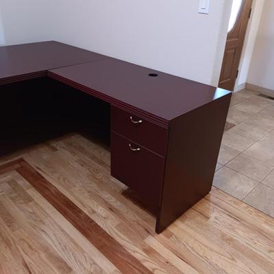 L SHAPED DESK