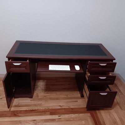 COMPUTER DESK W/4 DRAWERS, 1 CABINET AND PULL OUT SHELF