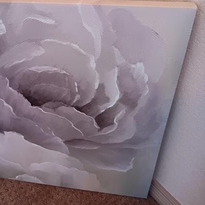 FLORAL PICTURE ON CANVAS AND A FLOOR LAMP