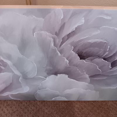 FLORAL PICTURE ON CANVAS AND A FLOOR LAMP