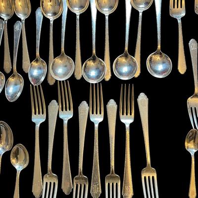 Antique Lunt "Treasure" 74 Pc. Sterling Silver Flatware (1866 g. w/o Knives, Serving Set)