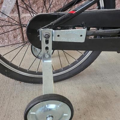 Boys Trek Bike Removable Training Wheels