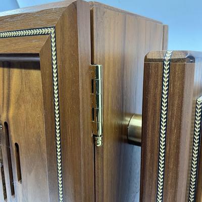 740 Vintage Peter Gerard USA Inlaid Mantle Clock