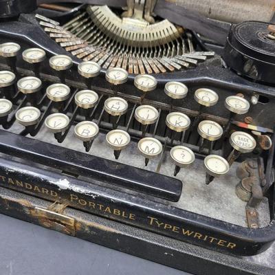 Antique Underwood Typewriter, Case