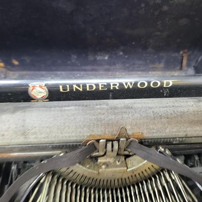 Antique Underwood Typewriter, Case
