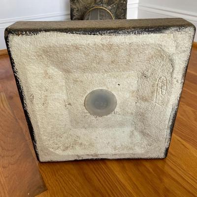 Lightweight Pedestal 