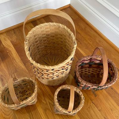 Lot of 4 Decorative Baskets