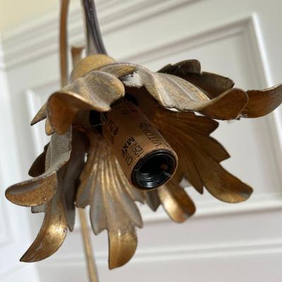 Shell Themed Table Lamp