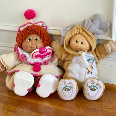 2 Vintage Cabbage Patch Dolls