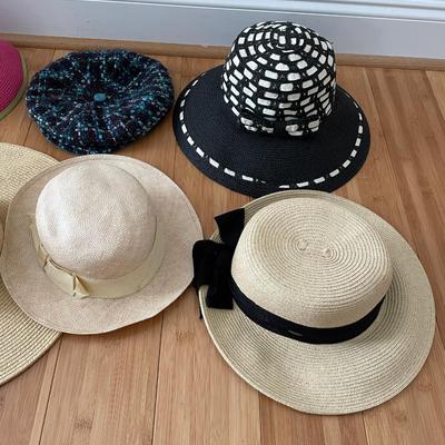Lot of 6 Women’s Hats
