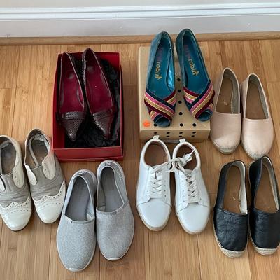 Lot of 7 Ladies’ Shoes