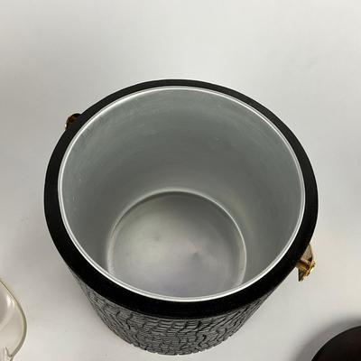 671 Ice Bucket Bar Lot