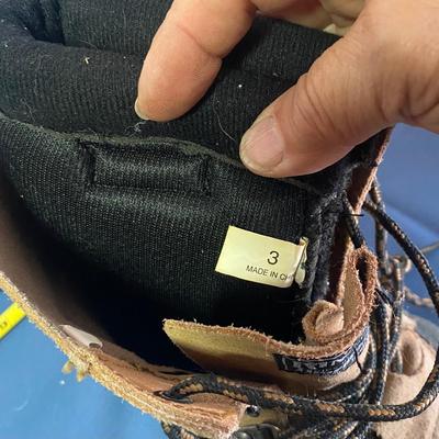 Sz 3 Boots