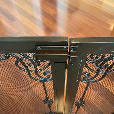 751 FRONTGATE Metal Mesh Pet Gates ( Freestanding)