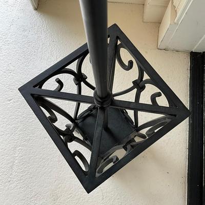 682 Black Iron Coat Rack