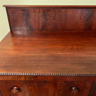 Antique Mahogany Wood Credenza Sideboard w Key