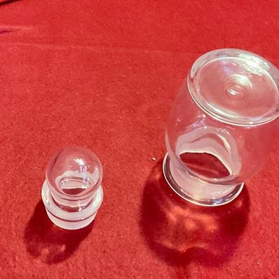 Covered crystal condiment jar with stopper