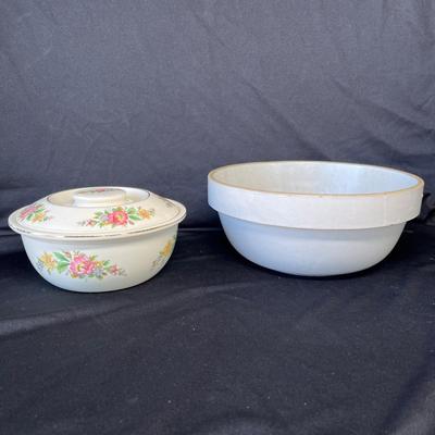 Lot 113 Crock bowl & Casserole